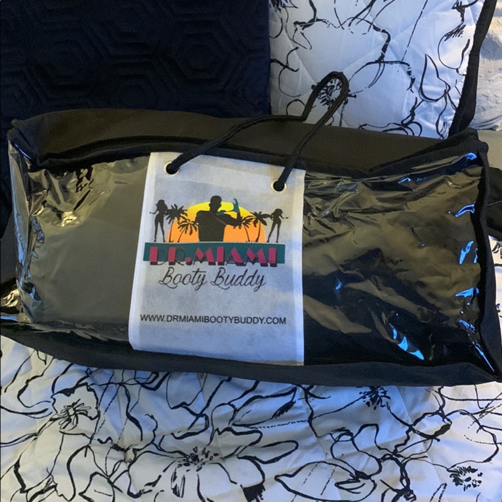 BBL pillow (Dr. Miami)